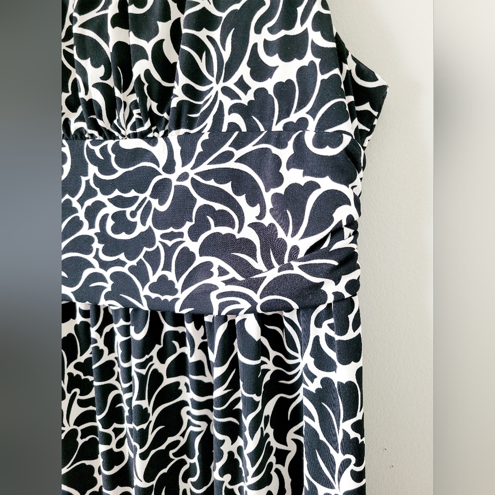 LOFT Ann Taylor Black/White Floral Sleeveless Dress Stretchy Comfy XL - Picture 7 of 16